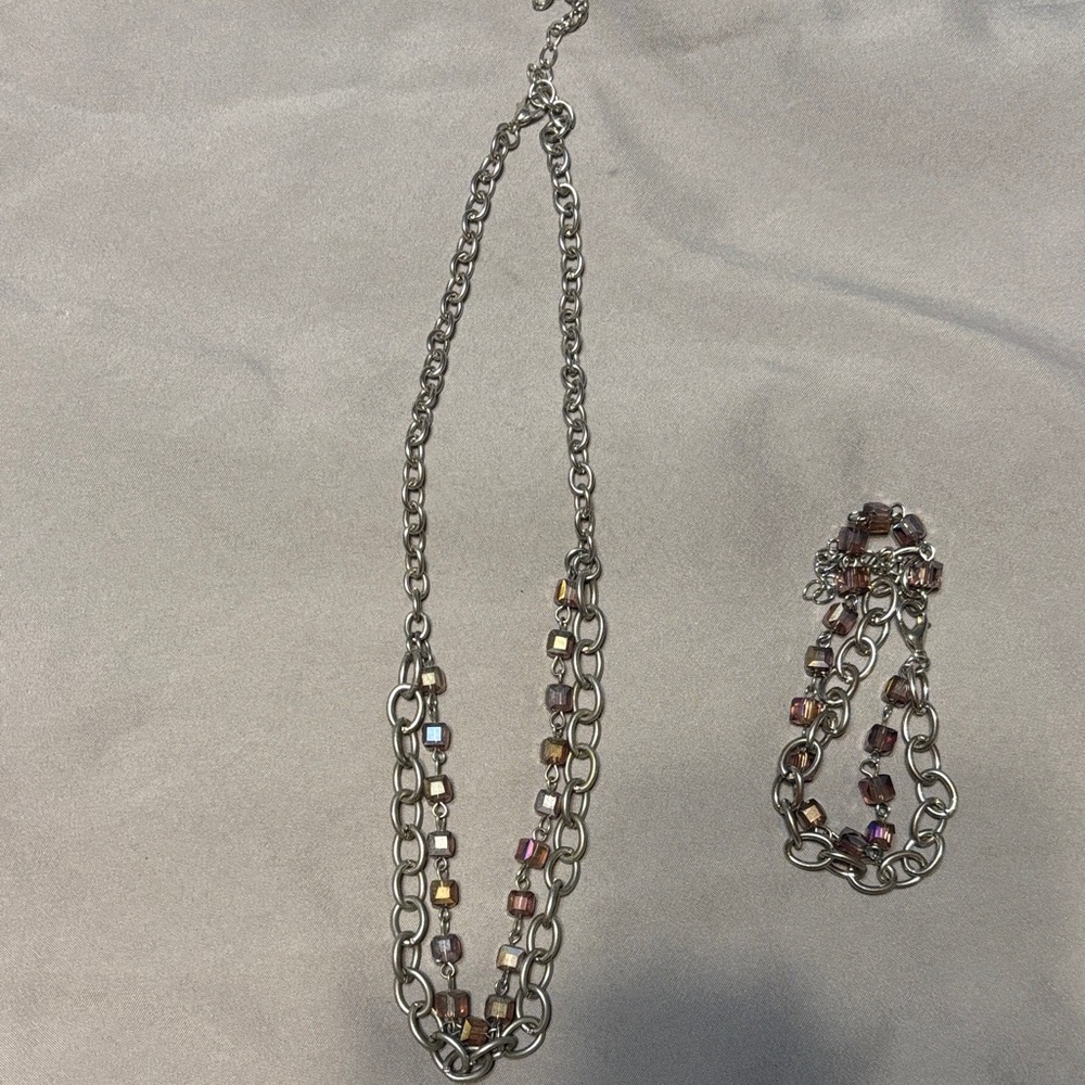 ☃️ NEW LOWER PRICE ☃️ ~ Silver and Multicolor Beaded Necklace & Bracelet Set